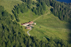 © Daniele Maini - In cammino sulle creste