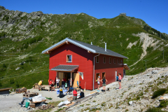 © Daniele Maini - In cammino sulle creste